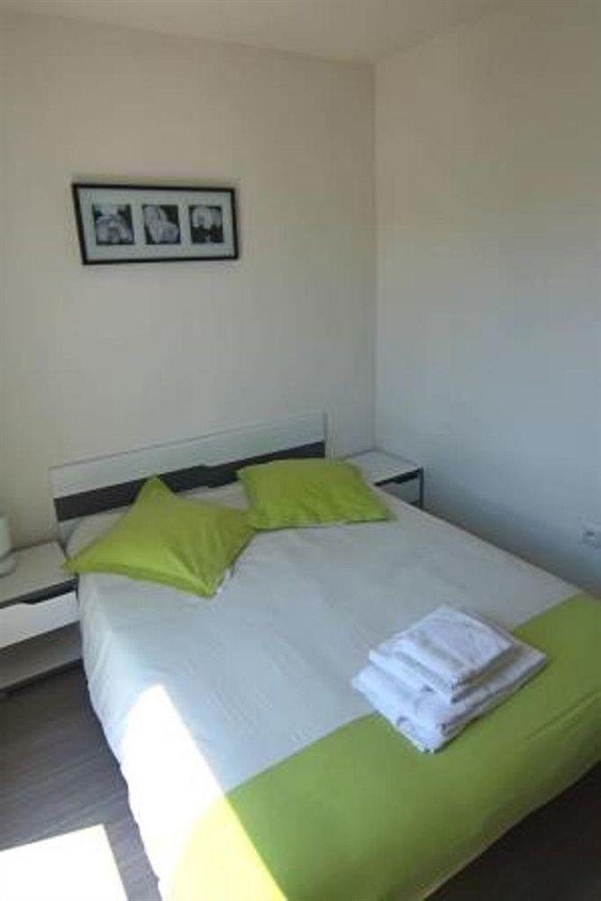 Residence Hoteliere Laudine Reims Exterior foto