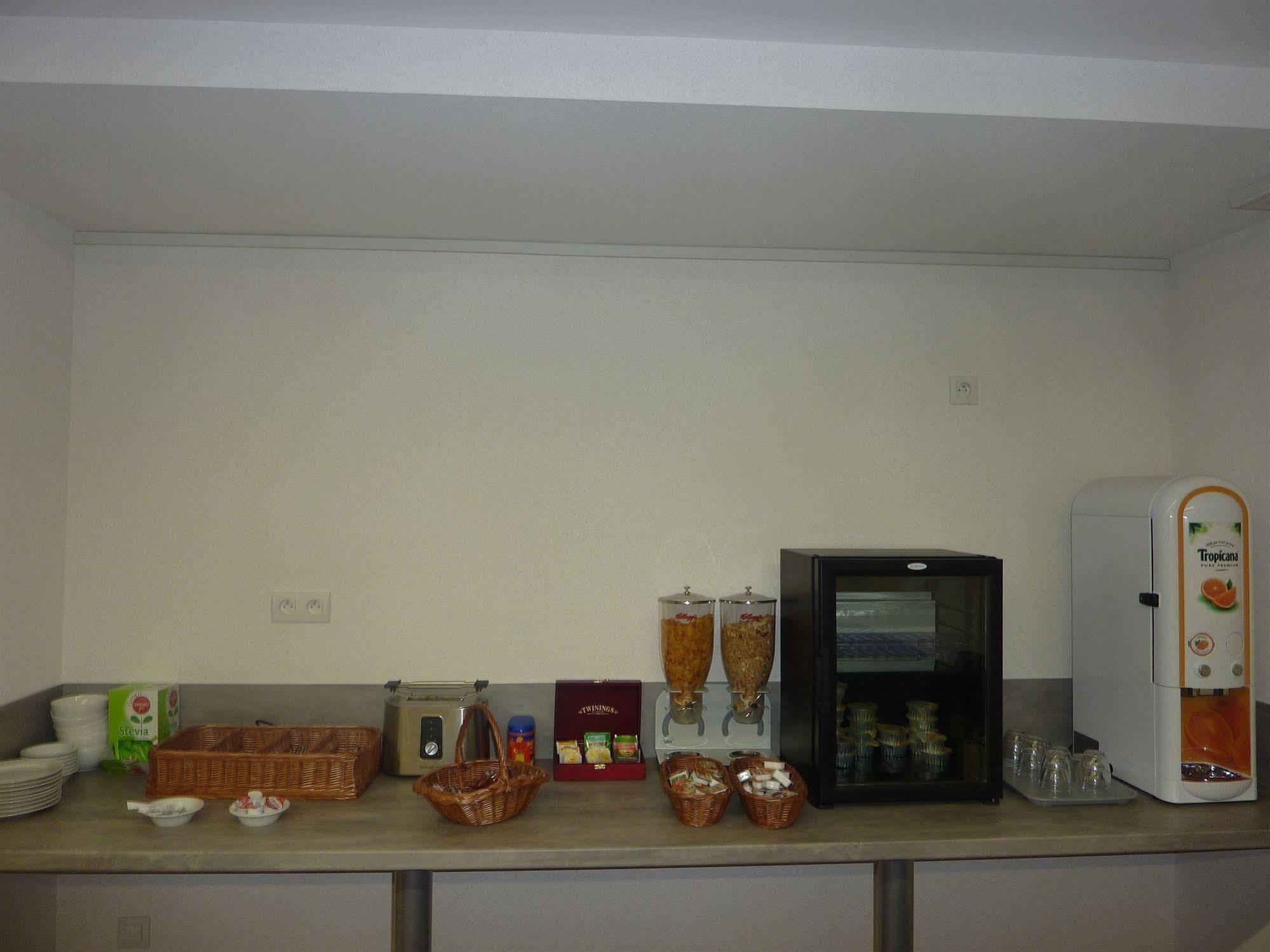 Residence Hoteliere Laudine Reims Exterior foto