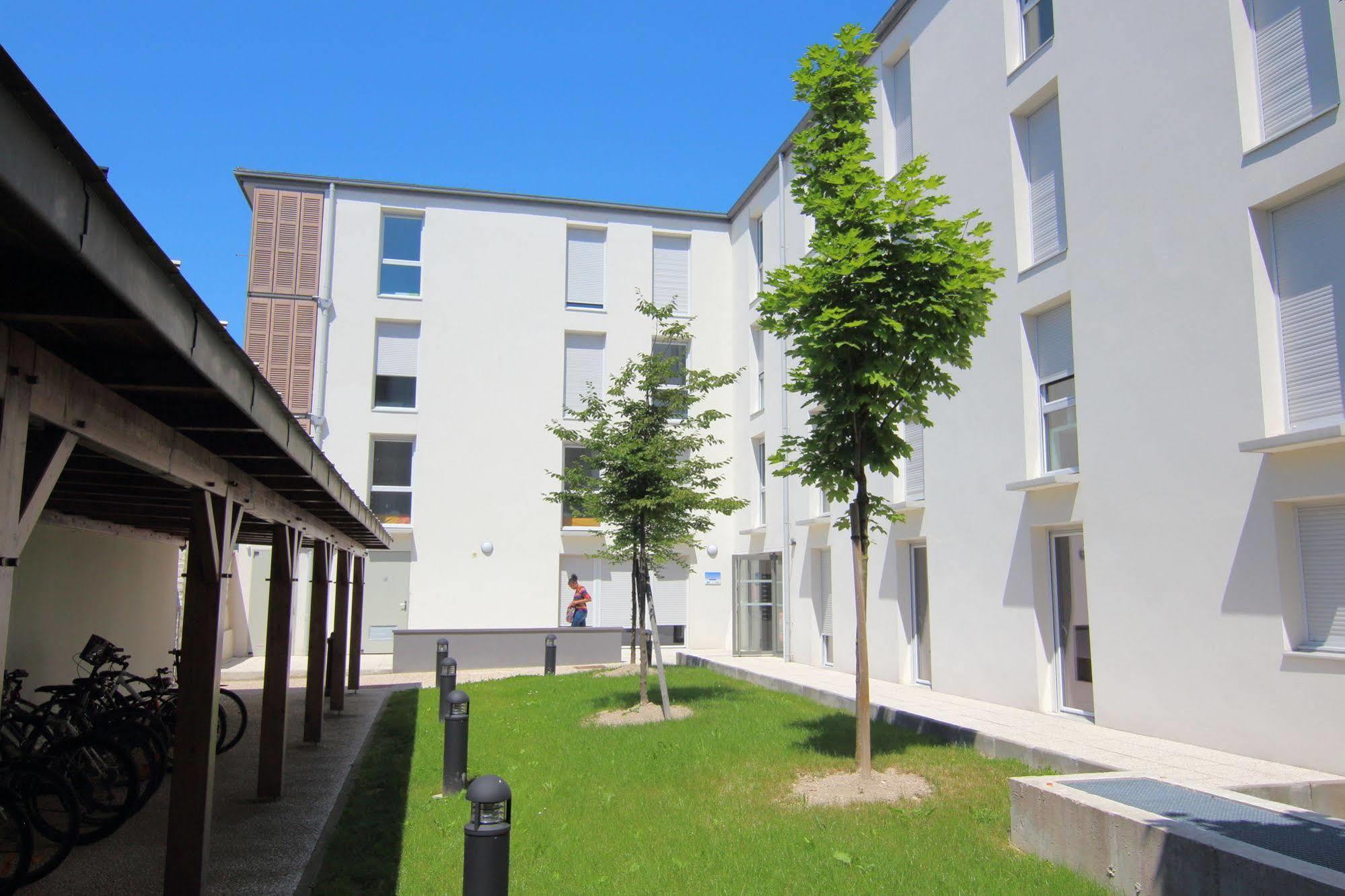 Residence Hoteliere Laudine Reims Exterior foto